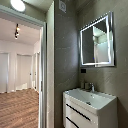 Luxurious Apartment, Historic Center & Sea View Lägenhet